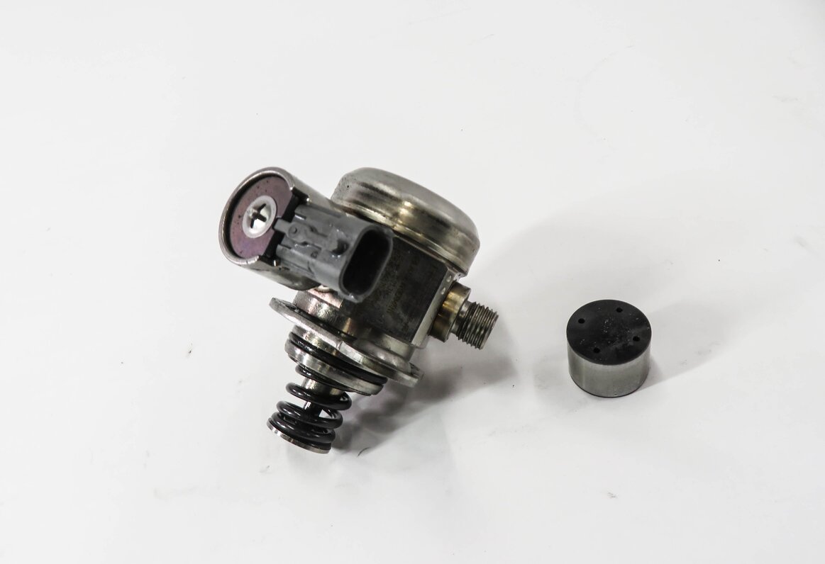 Thumbnail 1: 10-17 LR4 RANGE ROVER SPORT (L322 L320 L405 L494) 3.0L 5.0L MECHANICAL FUEL PUMP