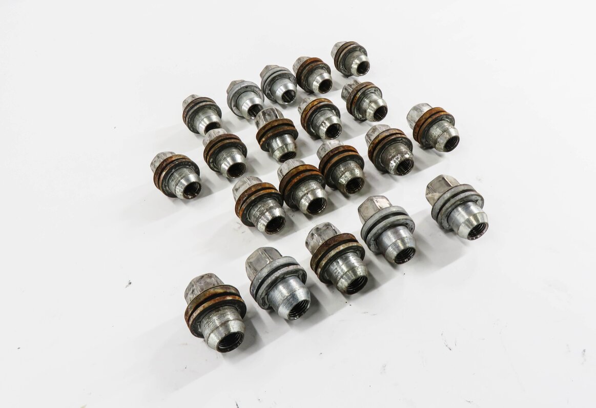 Thumbnail 3: 2005-2018 RANGE ROVER / SPORT LR3 LR4 DISCOVERY WHEEL TIRE RIM LUG NUT SET (20)