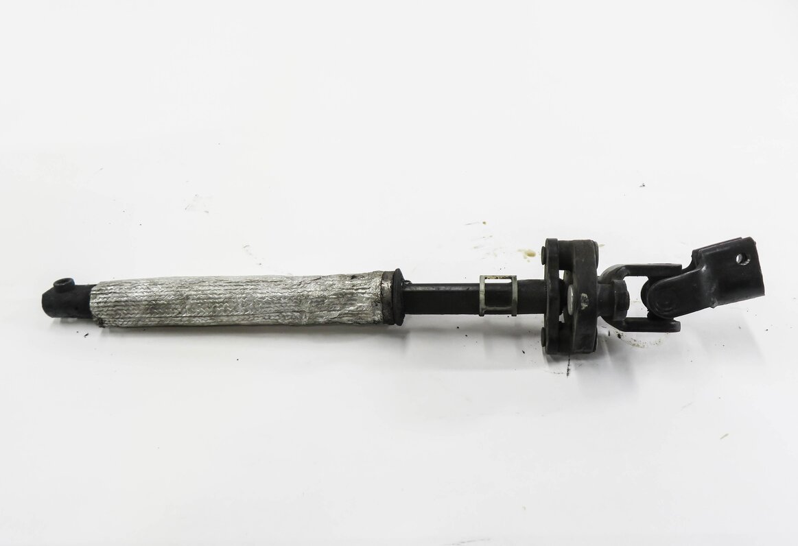 Thumbnail 3: 2011 RANGE ROVER SPORT (L320) LOWER STEERING COLUMN LINK LINKAGE COUPLER SHAFT