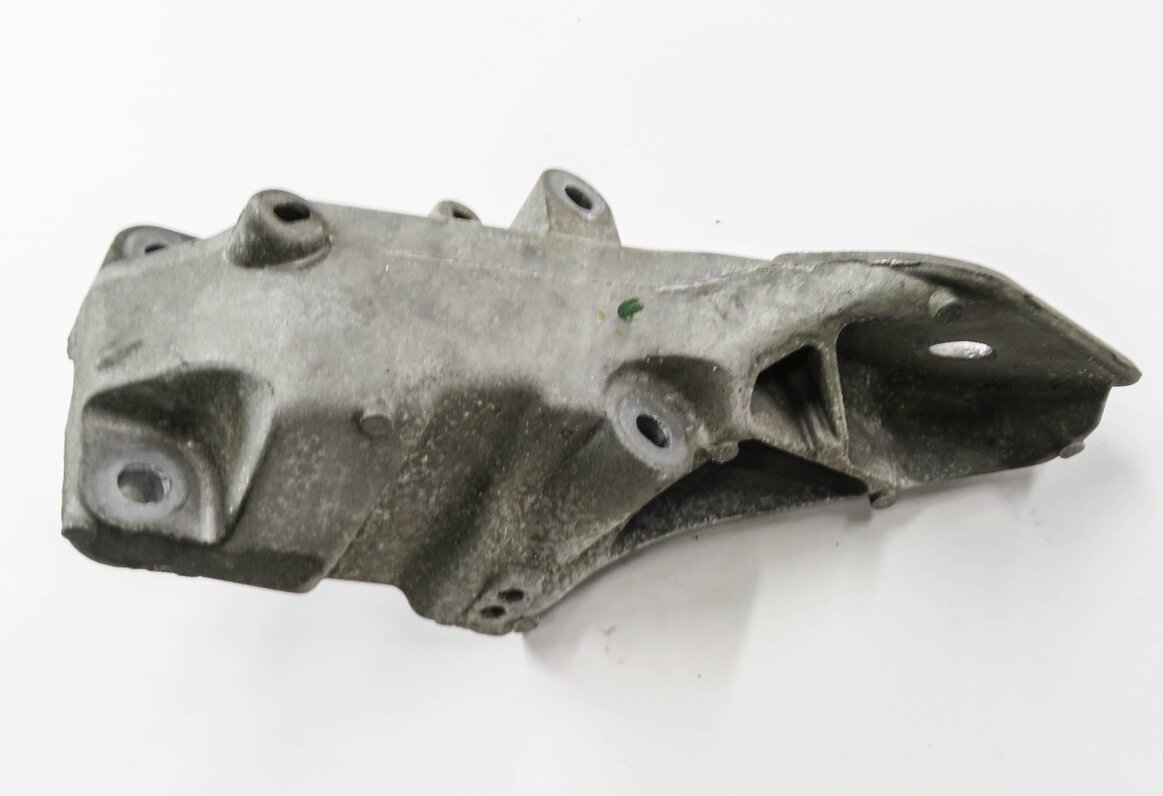 Thumbnail 4: 2011 RANGE ROVER SPORT (L320) 5.0L SUPERCHARGED ENGINE MOTOR MOUNT BRACKET SET