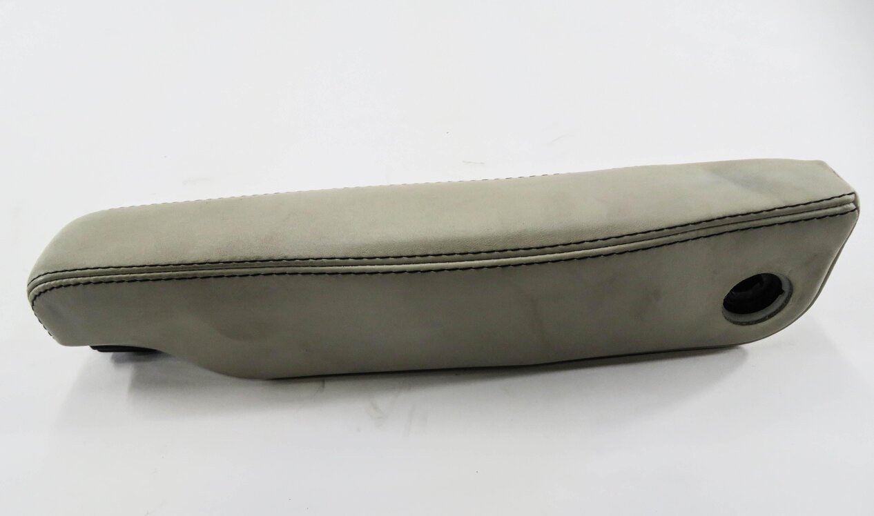 Thumbnail 2: 2011 RANGE ROVER SPORT (L320) RIGHT FRONT PASSENGER SEAT ARM REST (IVORY)