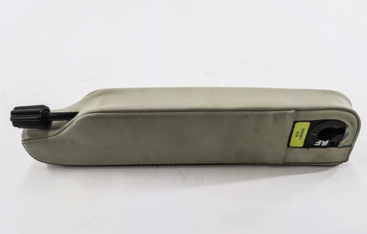 Thumbnail 3: 2011 RANGE ROVER SPORT (L320) RIGHT FRONT PASSENGER SEAT ARM REST (IVORY)