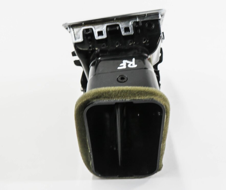 Thumbnail 3: 2011 RANGE ROVER SPORT (L320) RIGHT FRONT (OUTER DASH) HEATER A/C AIR VENT