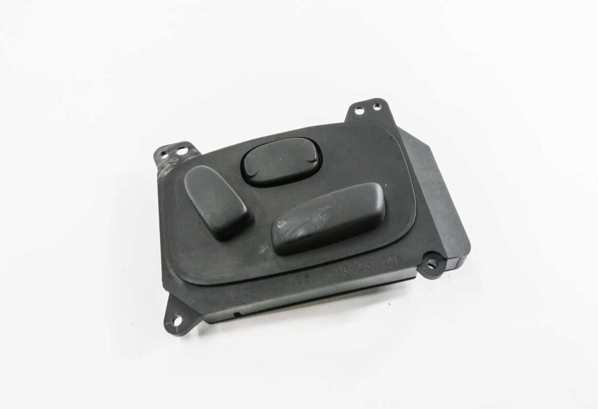 2011 RANGE ROVER SPORT (L320) RIGHT FRONT PASSENGER POWER SEAT ADJUST SWITCH