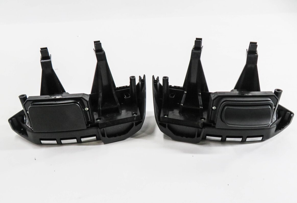 Thumbnail 5: 2011 RANGE ROVER SPORT (L320) STEERING WHEEL STEREO PHONE CRUISE SWITCH SET-2