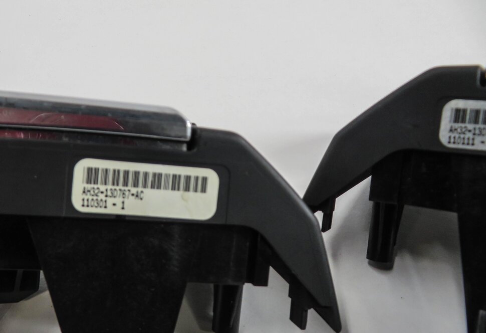 Thumbnail 7: 2011 RANGE ROVER SPORT (L320) STEERING WHEEL STEREO PHONE CRUISE SWITCH SET-2