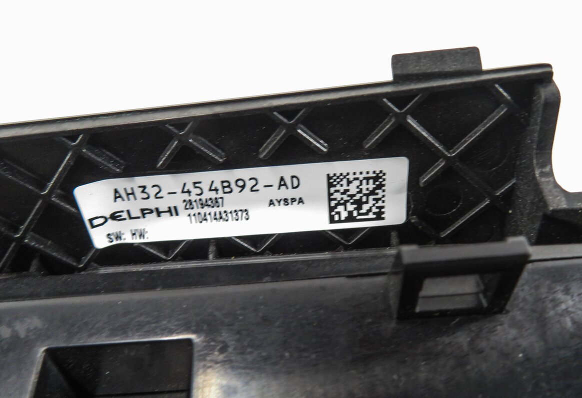 Thumbnail 7: 10-16 LR4 / RANGE ROVER SPORT (L320) FRONT HEATER A/C TEMPERATURE CONTROL PANEL