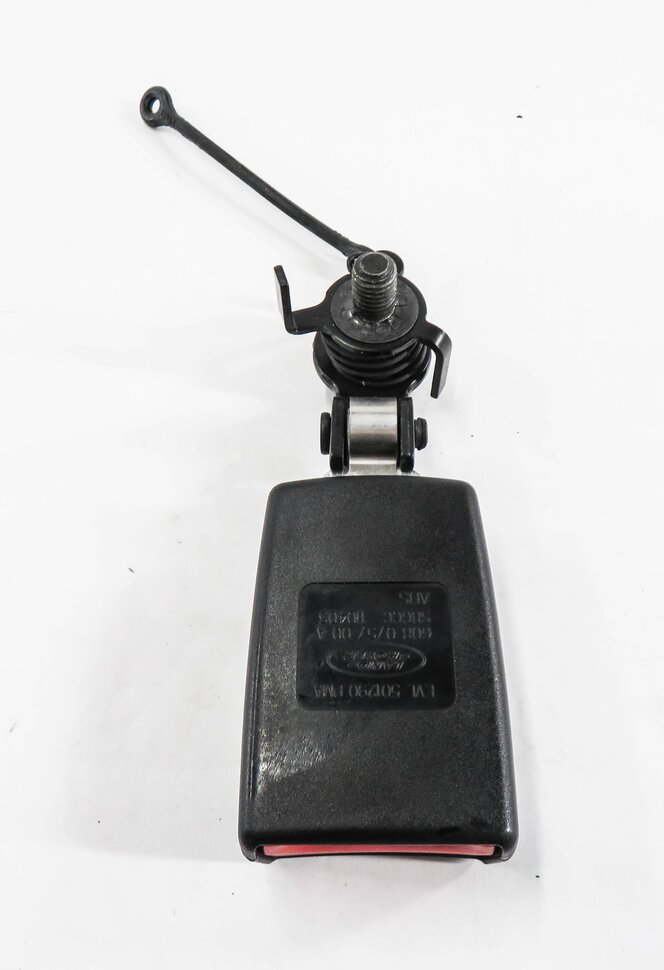 Thumbnail 3: 2011 RANGE ROVER SPORT (L320) REAR 2nd ROW SEAT - RIGHT SEATBELT BUCKLE RECEIVER