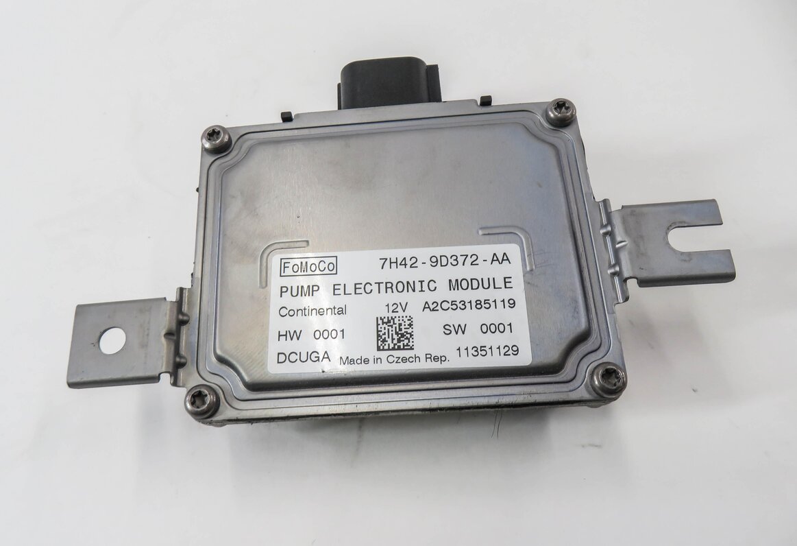Thumbnail 3: 2010-2015 LR2 LR4 EVOQUE RANGE ROVER SPORT (L320 L538) FUEL PUMP CONTROL MODULE