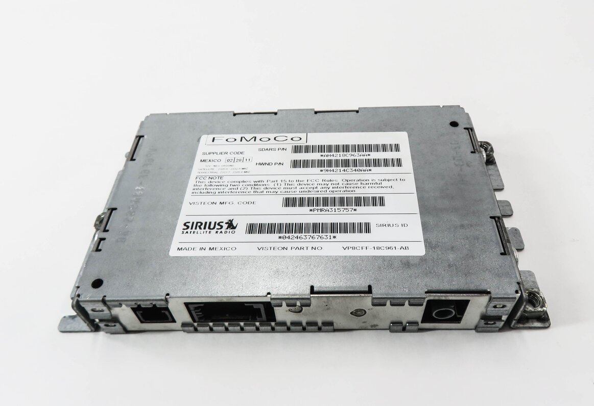 Thumbnail 2: 2007-2012 LR3 - RANGE ROVER SPORT (L320) SIRIUS SATELLITE RADIO RECEIVER MODULE