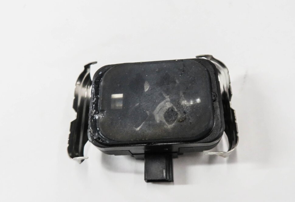 Thumbnail 3: 2010-2016 LR2 LR4 RANGE ROVER SPORT (L320 L322) WINDSHIELD WIPER RAIN SENSOR