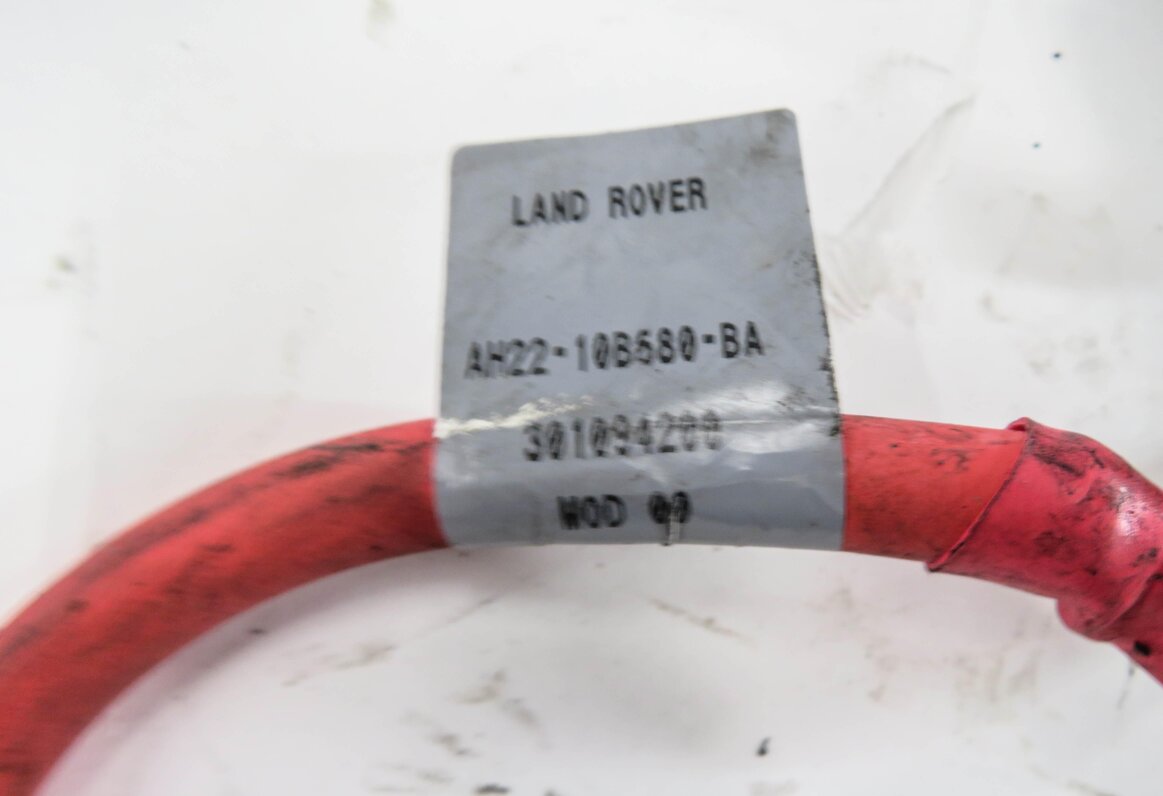 Thumbnail 4: 2011 RANGE ROVER SPORT (L320) POSITIVE BATTERY CABLE