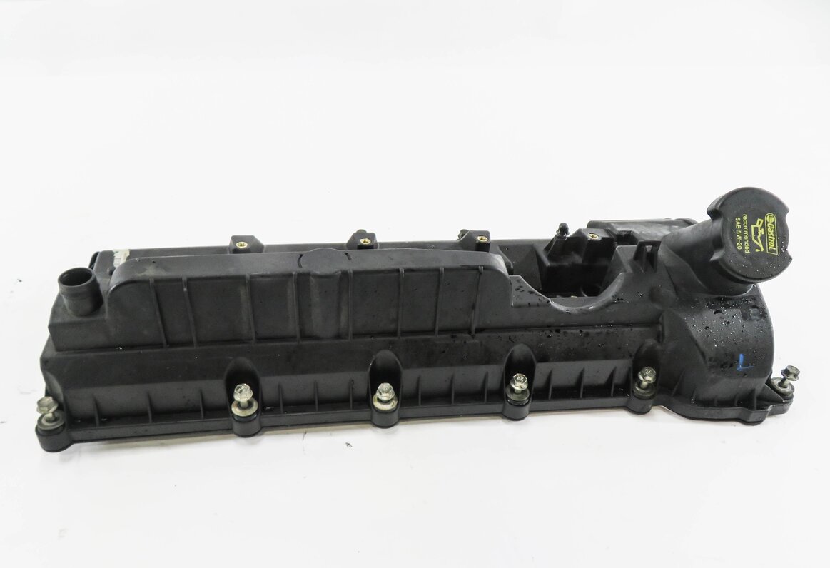 Thumbnail 2: 2010-2018 RANGE ROVER / SPORT (L320 L322 L494 L405) 5.0L V8 LEFT VALVE COVER