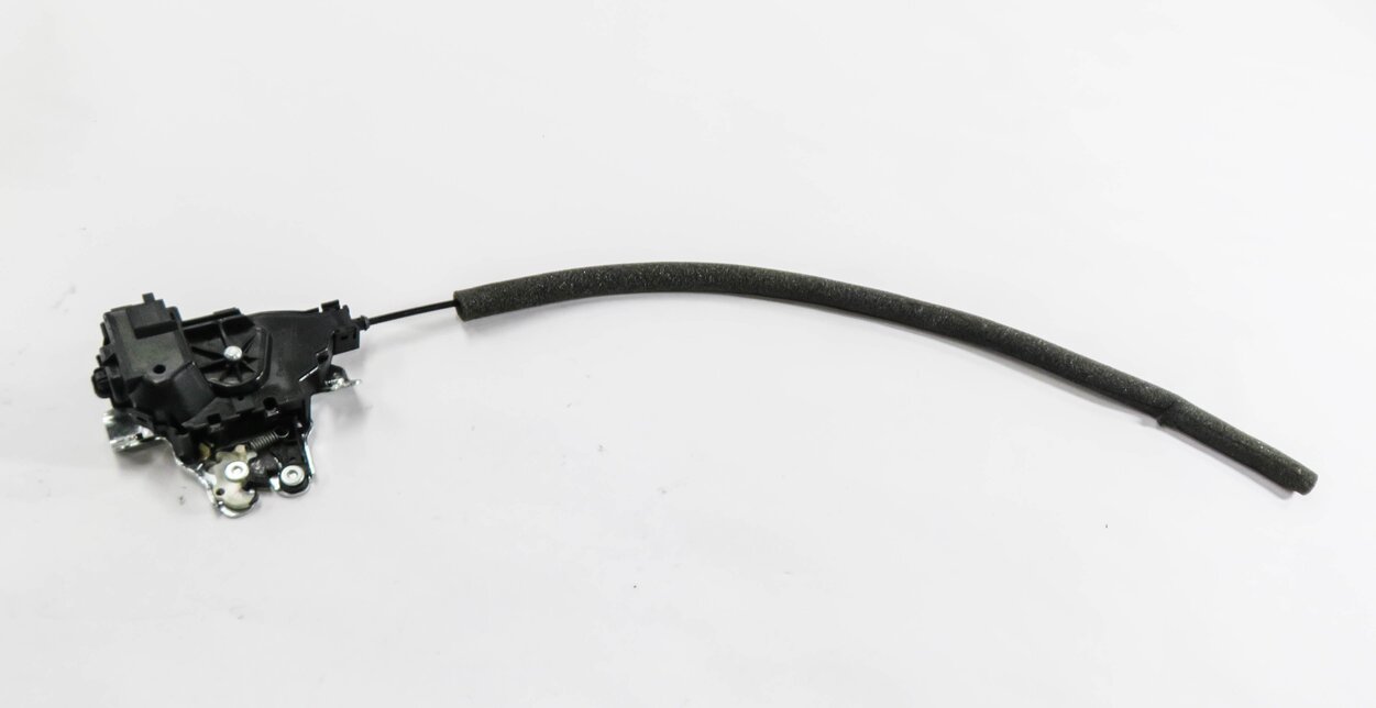 2012 MERCEDES C250 (W204) REAR TRUNK UPPER LOCK LATCH ACTUATOR