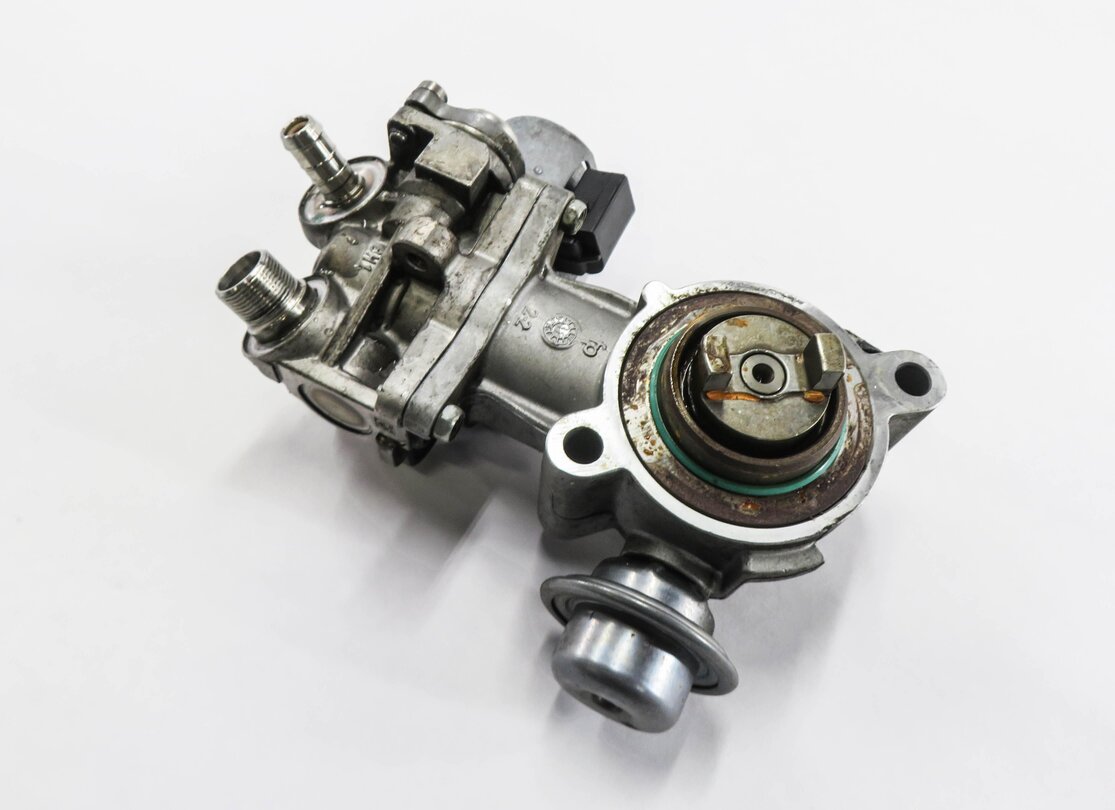 12-15 MERCEDES BENZ C250 SLK250 (W204 R172) 1.8L TURBO M172 MECHANICAL FUEL PUMP