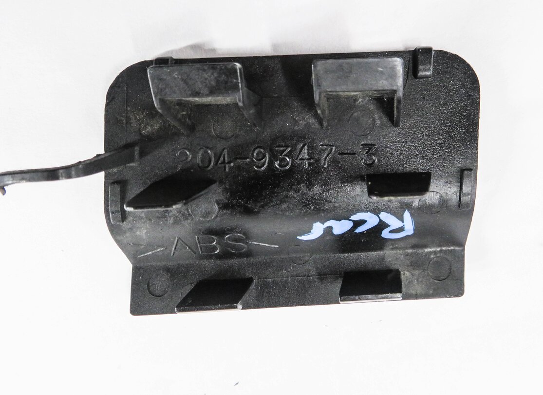 Thumbnail 4: 2012 MERCEDES C250 (W204) REAR BUMPER TOW HOOK COVER TRIM CAP (BLACK 183U)