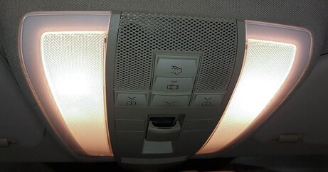 Thumbnail 2: 2012 MERCEDES C250 (W204) FRONT DOMELIGHT MAP READING COURTESY LIGHT LAMP BEIGE