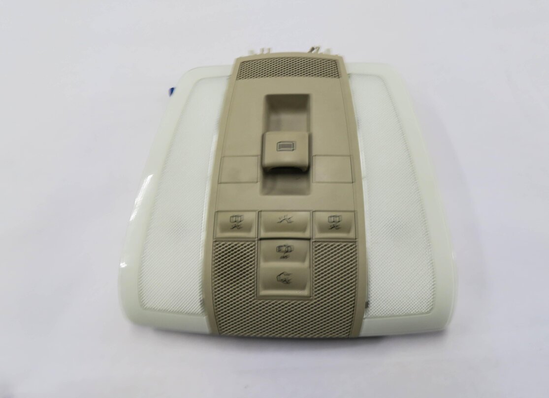 Thumbnail 3: 2012 MERCEDES C250 (W204) FRONT DOMELIGHT MAP READING COURTESY LIGHT LAMP BEIGE