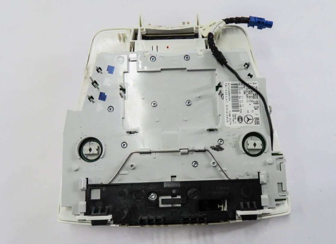 Thumbnail 5: 2012 MERCEDES C250 (W204) FRONT DOMELIGHT MAP READING COURTESY LIGHT LAMP BEIGE