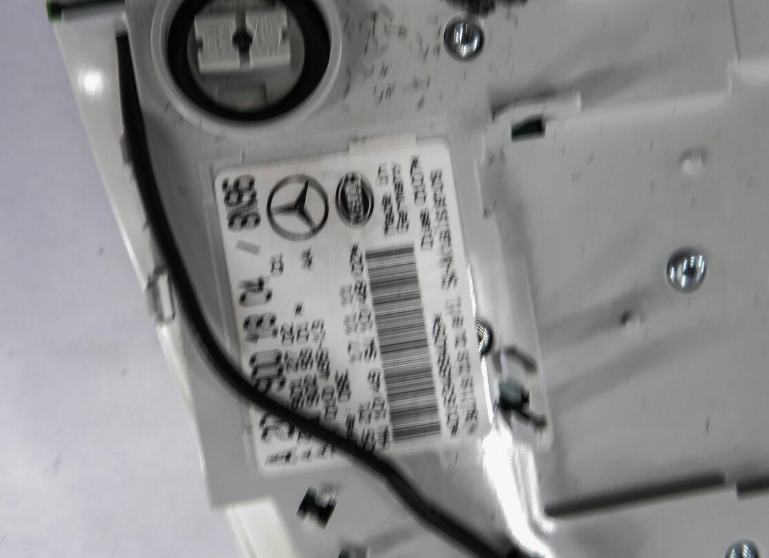 Thumbnail 6: 2012 MERCEDES C250 (W204) FRONT DOMELIGHT MAP READING COURTESY LIGHT LAMP BEIGE