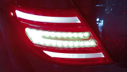 Thumbnail 3: 2012-2015 MERCEDES BENZ C250 C300 C350 (W204) LEFT DRIVER TAILLIGHT BRAKE LIGHT