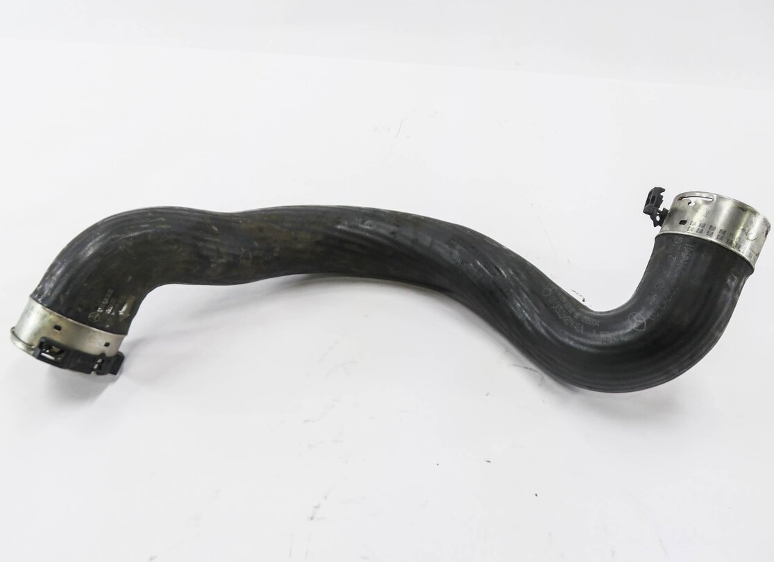 Thumbnail 2: 2012 MERCEDES C250 (W204) 1.8L 271.80 TURBO ENGINE- RIGHT INTERCOOLER HOSE PIPE