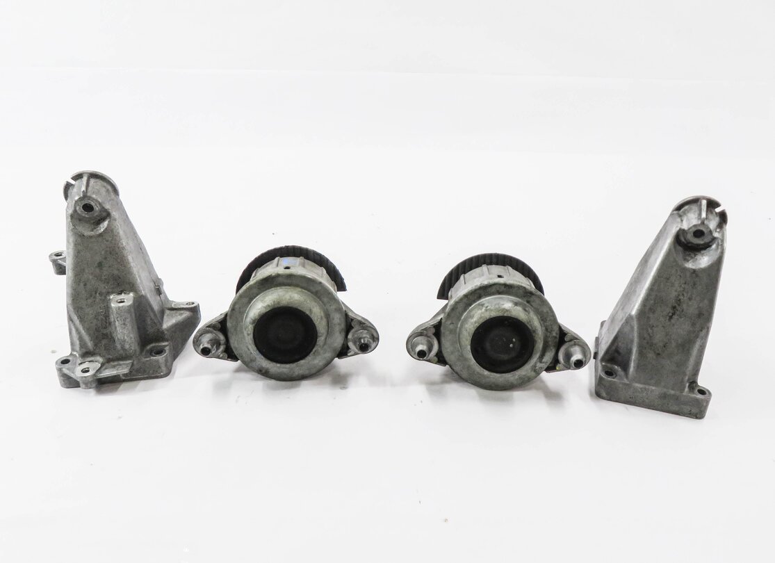 Thumbnail 2: 2012 MERCEDES C250 (W204) 1.8L 271.80 TURBO ENGINE- MOTOR MOUNT BRACKET SET- 2