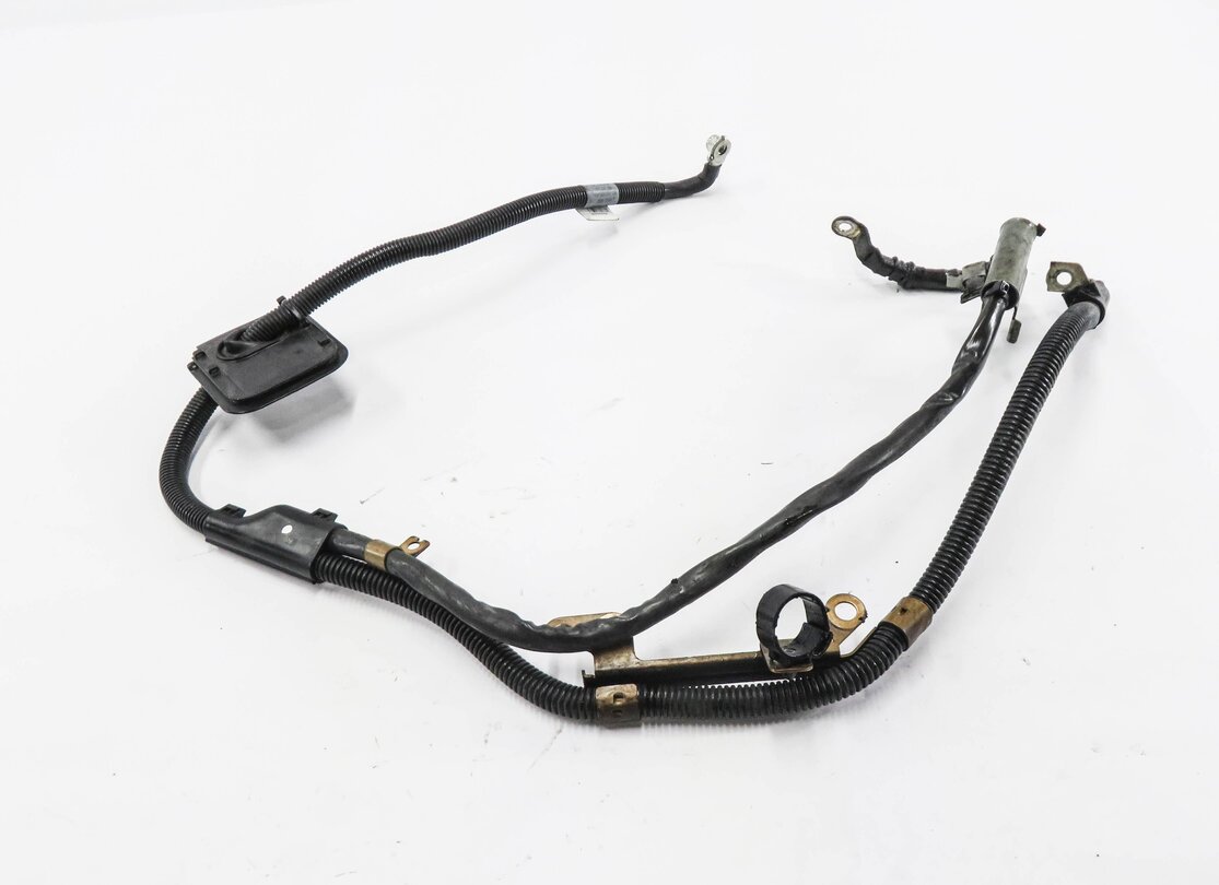 2012 MERCEDES C250 (W204) POSITIVE BATTERY CABLE
