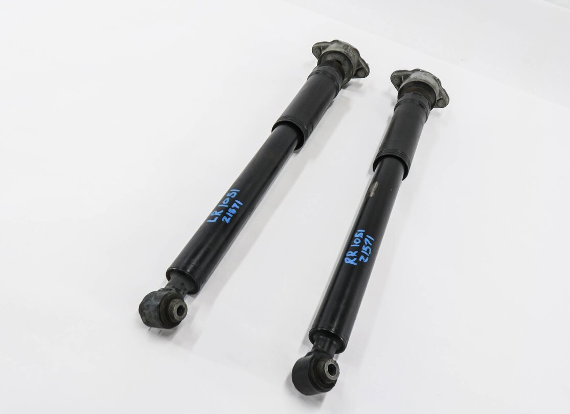 2012 MERCEDES C250 (W204) RWD REAR LEFT & RIGHT SPORT SUSPENSION SHOCK STRUT SET