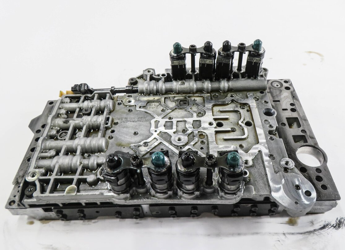 12-15 MERCEDES C250 SLK250 (W204 R172) 1.8L TURBO 722.9 TRANSMISSION VALVE BODY