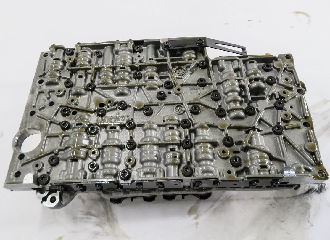 Thumbnail 3: 12-15 MERCEDES C250 SLK250 (W204 R172) 1.8L TURBO 722.9 TRANSMISSION VALVE BODY
