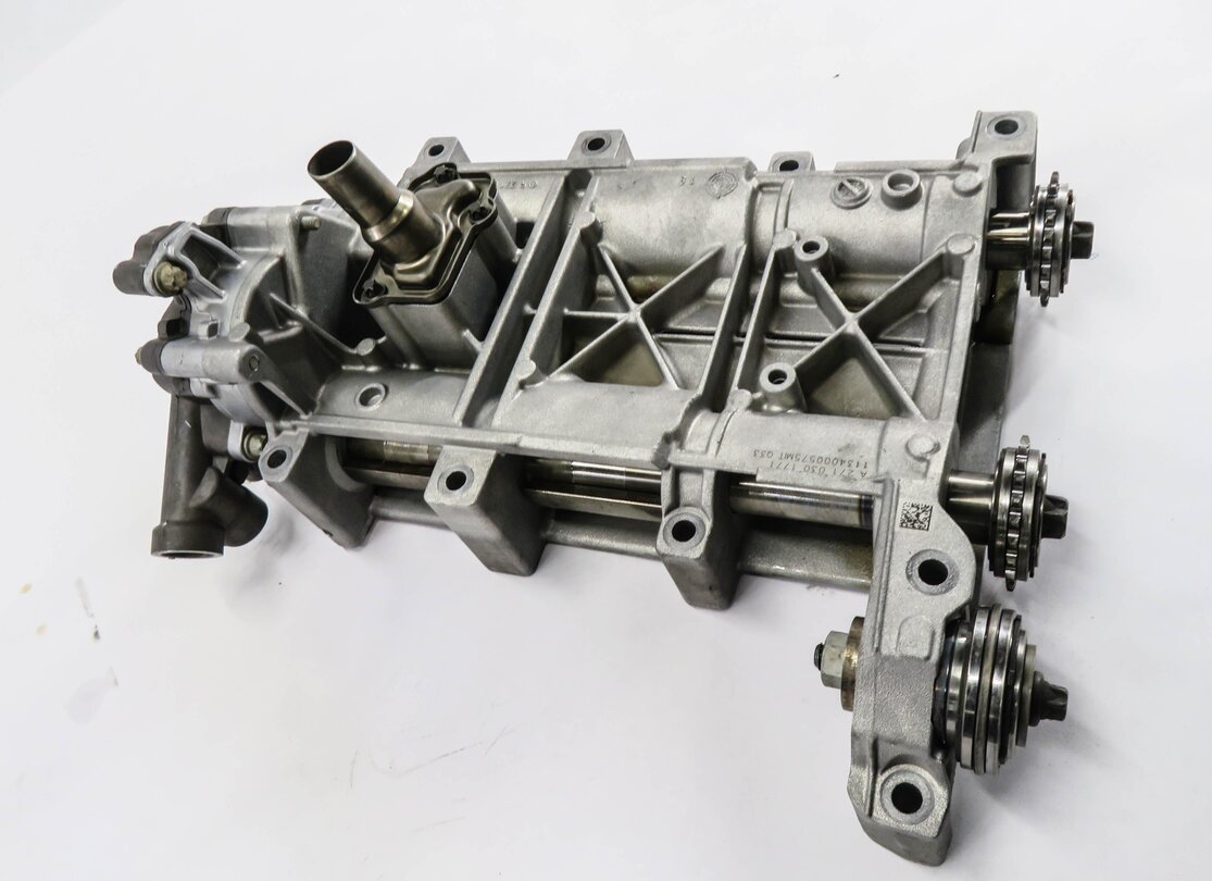 Thumbnail 4: 2012 MERCEDES C250 (W204) 1.8L 271.80 TURBO ENGINE- MOTOR OIL FLUID PUMP