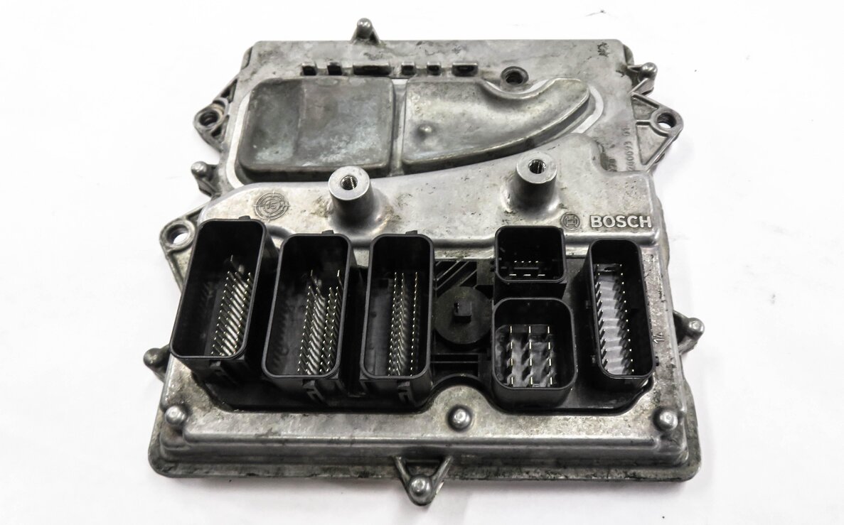 Thumbnail 4: 2015-2018 BMW M3 M4 (F80 F82) 3.0L S55 ENGINE DME BCM IMMOBILIZER MODULE KEY SET