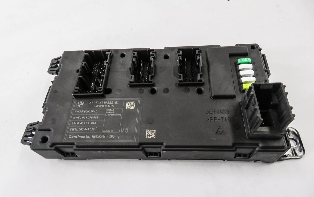 Thumbnail 2: 13-19 BMW 328i 330i 335i 428i 435i M3 M4 (F30 F31 F32) REAR BODY CONTROL MODULE