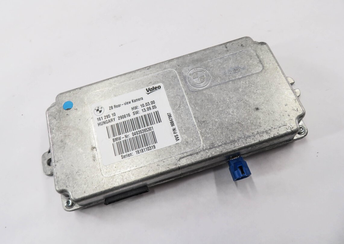 10-19 BMW 328i 330i 335i 528i 535i 550i 740i 750i M3 M4 - REARVIEW CAMERA MODULE