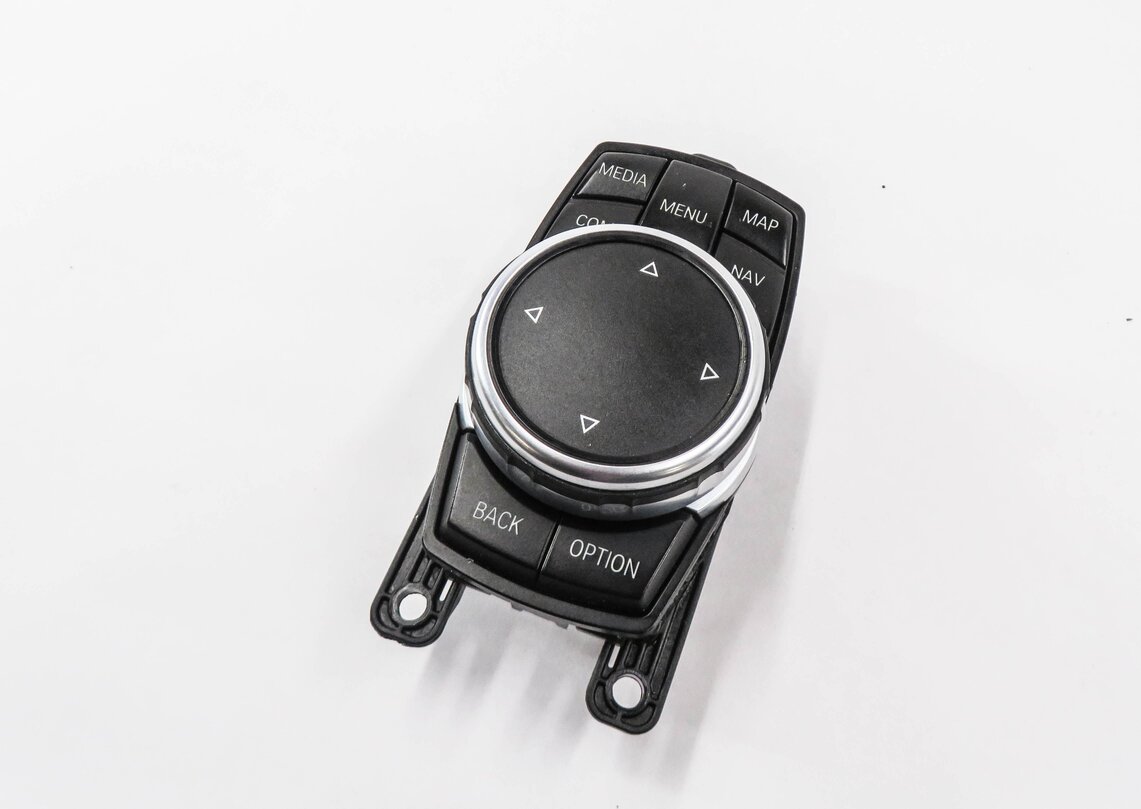 2017 BMW M4 ///M (F82) RADIO STEREO GPS NAVIGATION i-DRIVE CONTROL SWITCH KNOB