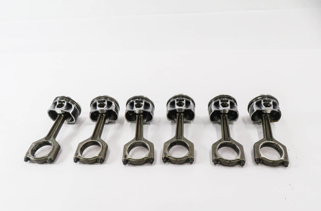 Thumbnail 5: 2015-2020 BMW M2 M3 M4 ////M (F80 F82 F87) 3.0L S55 TWIN TURBO ENGINE PISTON SET