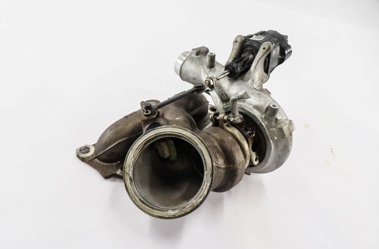 2015-2020 BMW M2 M3 M4 ///M (F80 F82 F87) 3.0L S55 ENGINE - REAR TURBOCHARGER