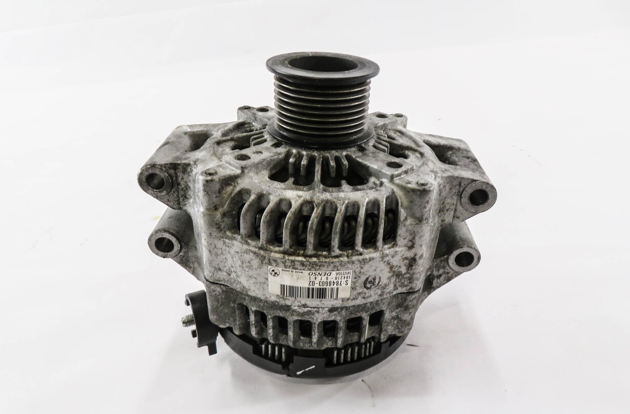 Thumbnail 4: 2015-2020 BMW M2 M3 M4 ///M (F80 F82 F87) 210 AMP ALTERNATOR POWER CHARGER