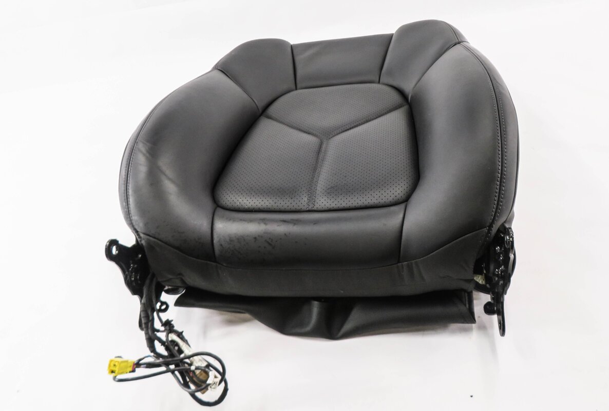 Thumbnail 2: 2014 PORSCHE CAYENNE (958) PASSENGER - UPPER TOP HEATED SEAT CUSHION (BLACK)