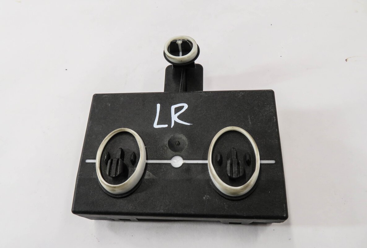 Thumbnail 3: 2014 PORSCHE CAYENNE (958) LEFT REAR DOOR CONTROL MODULE