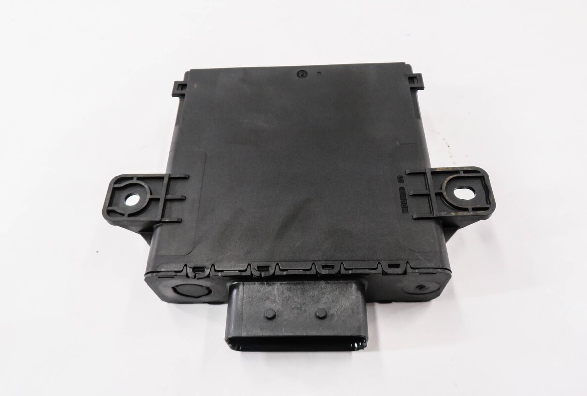 Thumbnail 3: 2014 PORSCHE CAYENNE (958) VOLTAGE CONVERTER CONTROL MODULE