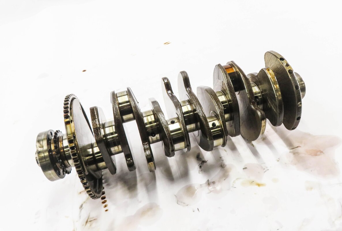 Thumbnail 1: 2014 PORSCHE CAYENNE (958) 3.6L M55.02 VR6 ENGINE - CRANKSHAFT CRANK SHAFT