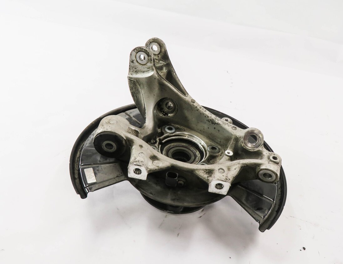 Thumbnail 2: 2011-2014 PORSCHE CAYENNE (958) LEFT DRIVER REAR SPINDLE KNUCKLE WHEEL HUB