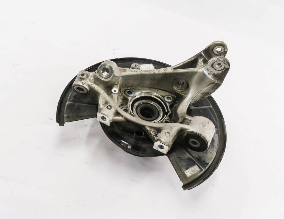 2011-2014 PORSCHE CAYENNE (958) RIGHT PASSENGER REAR SPINDLE KNUCKLE WHEEL HUB