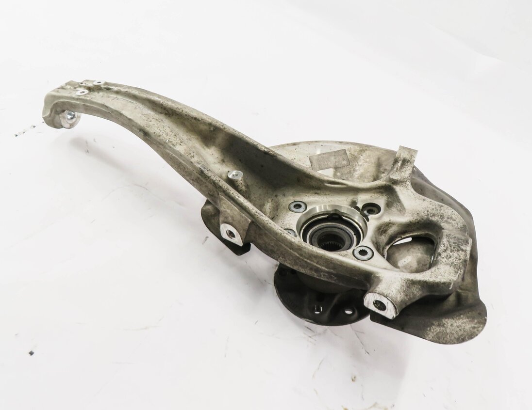 2011-2018 PORSCHE CAYENNE (958) RIGHT FRONT PASSENGER SPINDLE KNUCKLE HUB