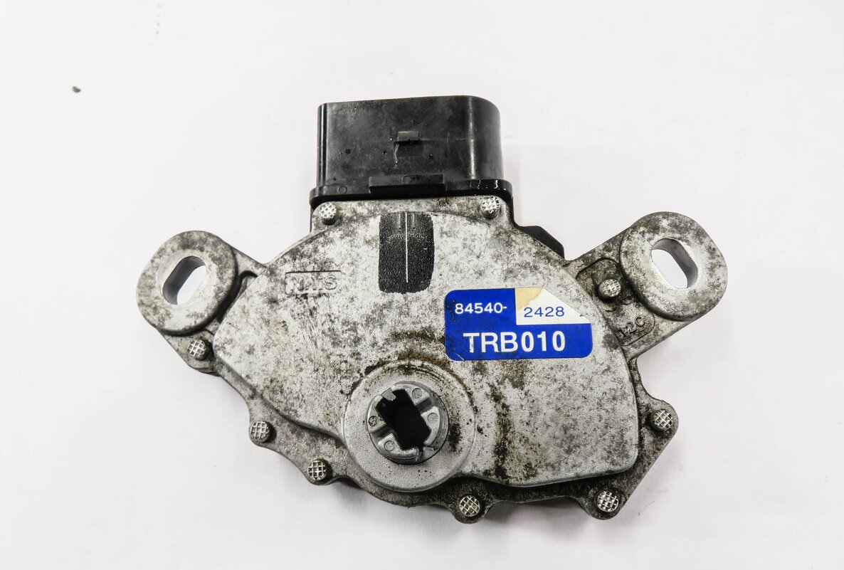 Thumbnail 3: 2014 PORSCHE CAYENNE (958) TRANSMISSION NEUTRAL SAFETY RANGE SWITCH