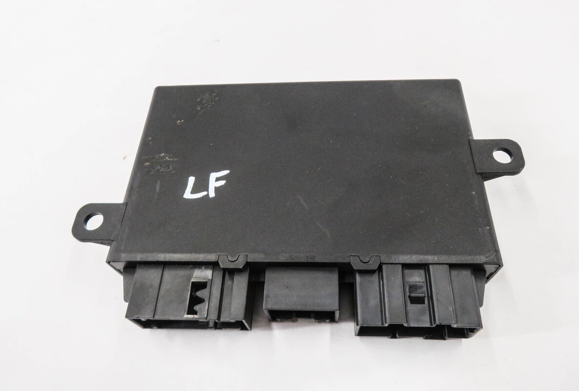 Thumbnail 3: 2014 PORSCHE CAYENNE (958) LEFT FRONT DRIVER SEAT CONTROL MODULE