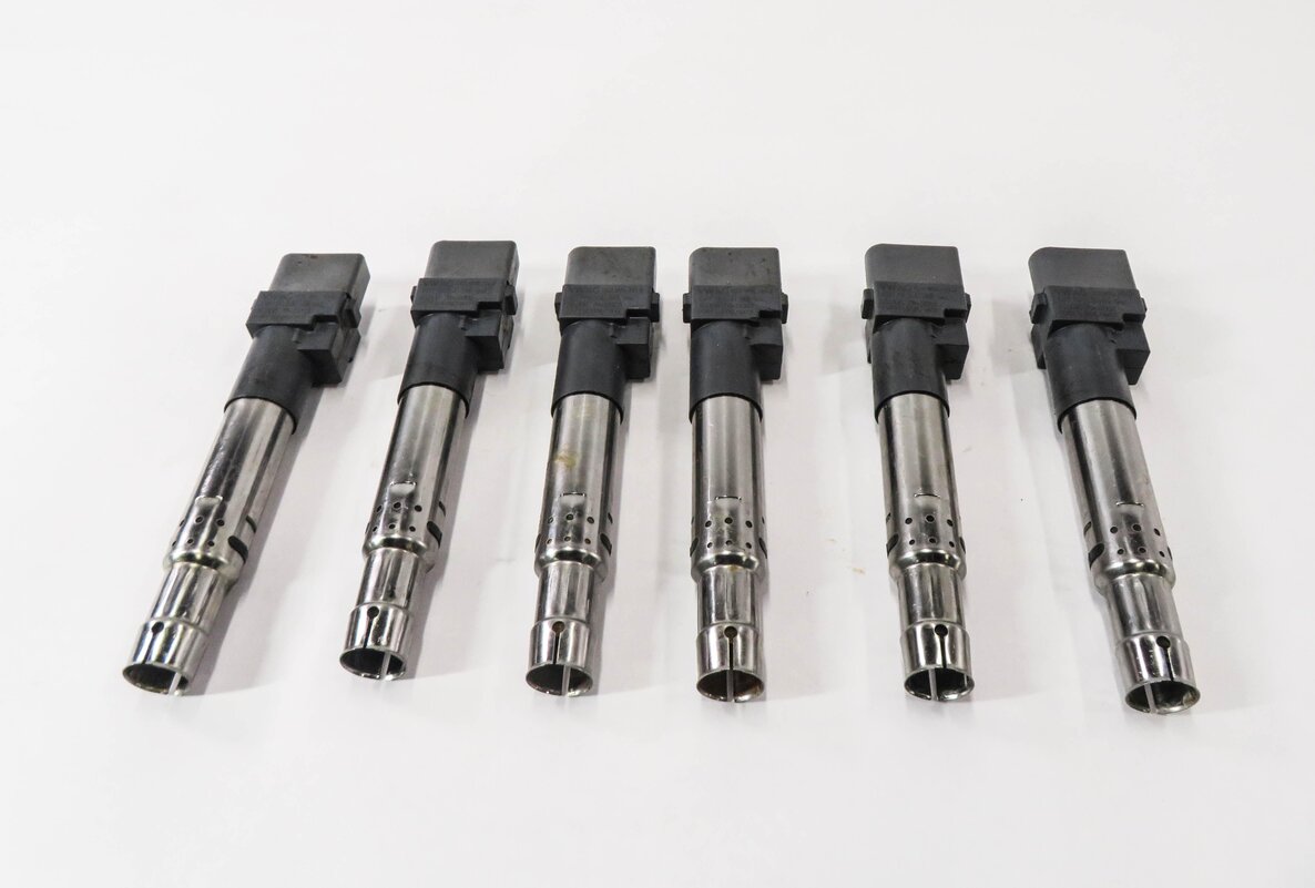 Thumbnail 3: 2012-2018 PORSCHE CAYENNE (958) 3.6L ENGINE - IGNITION COIL SET