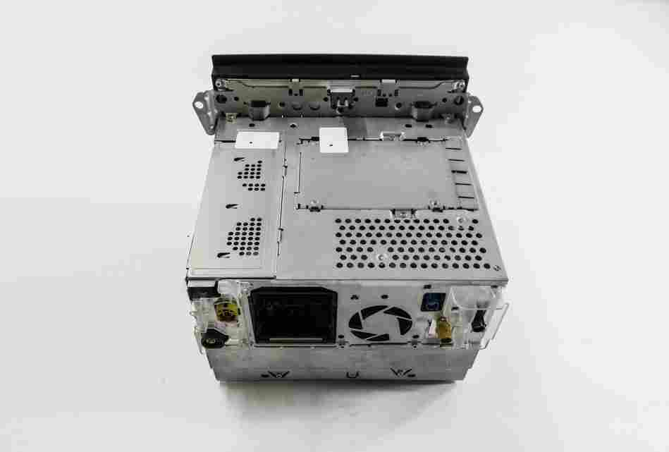 Thumbnail 4: 2014 PORSCHE CAYENNE (958) AM/FM RADIO GPS NAVIGATION CD STEREO RECEIVER
